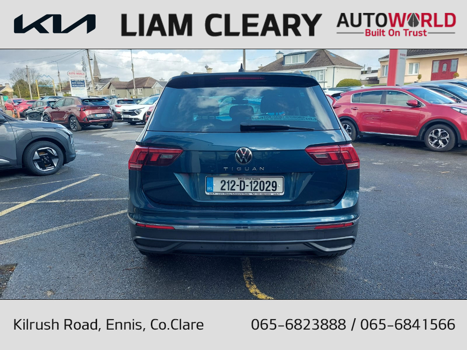 2021 Volkswagen Tiguan - image 4