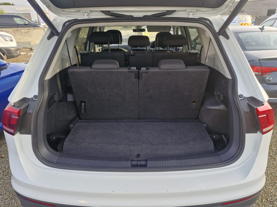 2019 Volkswagen Tiguan - image 21