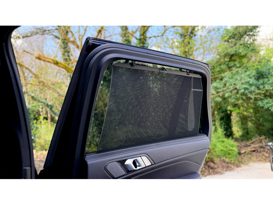 2020 BMW X5 - image 22