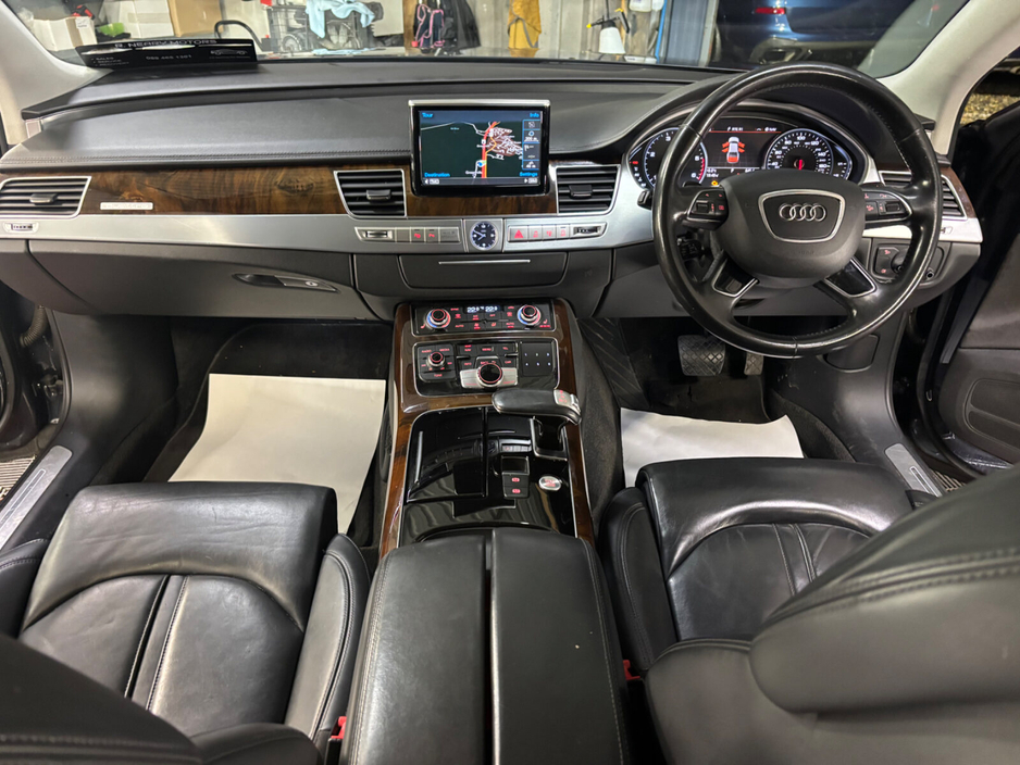 2016 Audi A8 3.0TDI 262HP quattro SE €19,950