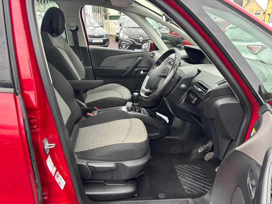 2016 Citroen Grand C4 Picasso GRAND 1.6 BLUE HDI SE SELECTION 5DR 118BHP €9,950