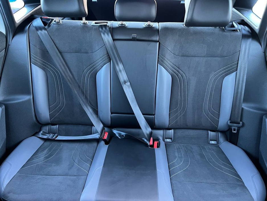 2022 Volkswagen ID.4 - image 12