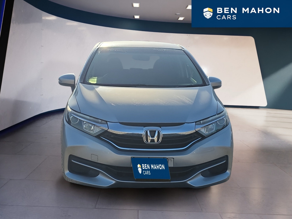 2017 Honda Shuttle - image 8