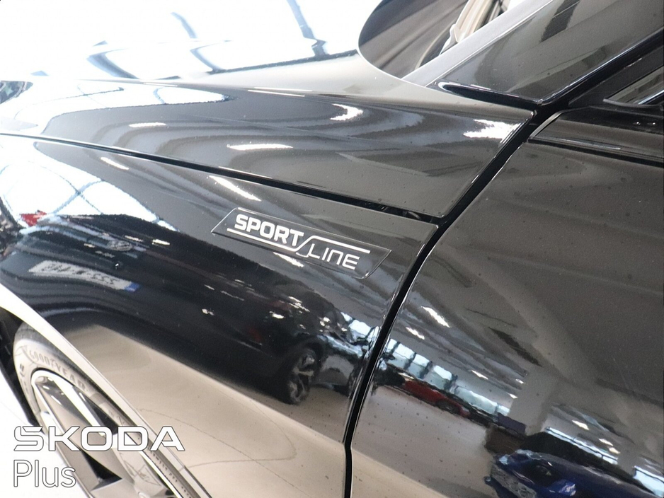 2025 Skoda Superb - image 25