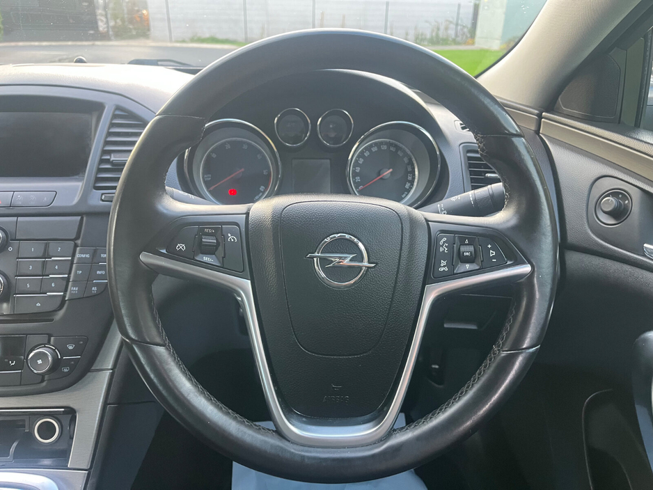 2013 Opel Insignia 2.0CDTI 130PS SC €4,450