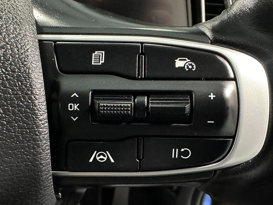 2025 Kia Sportage - image 17