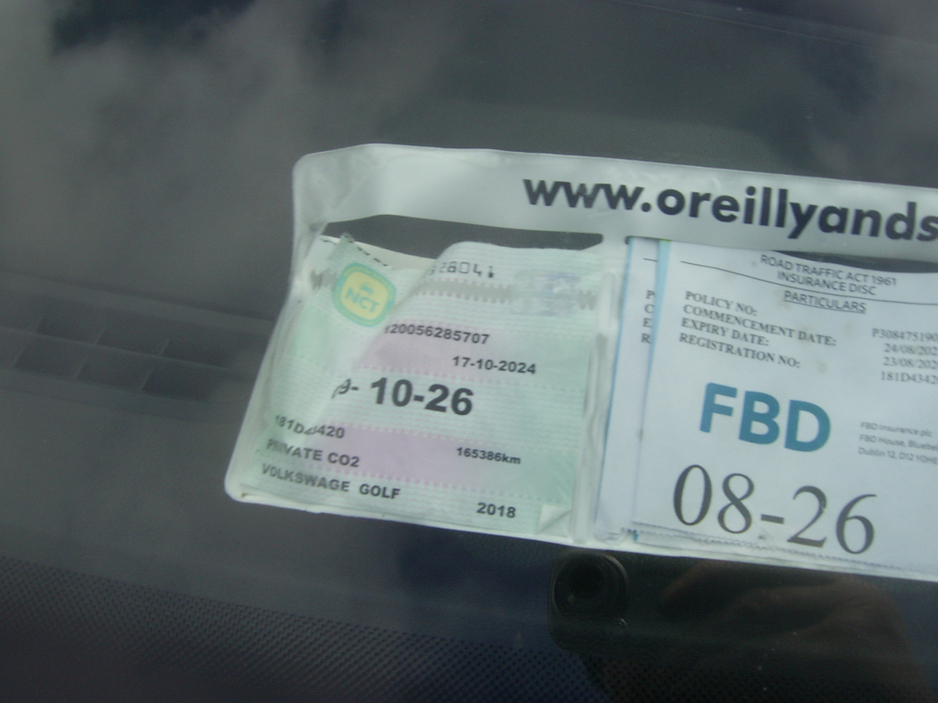 2018 Volkswagen Golf - image 8