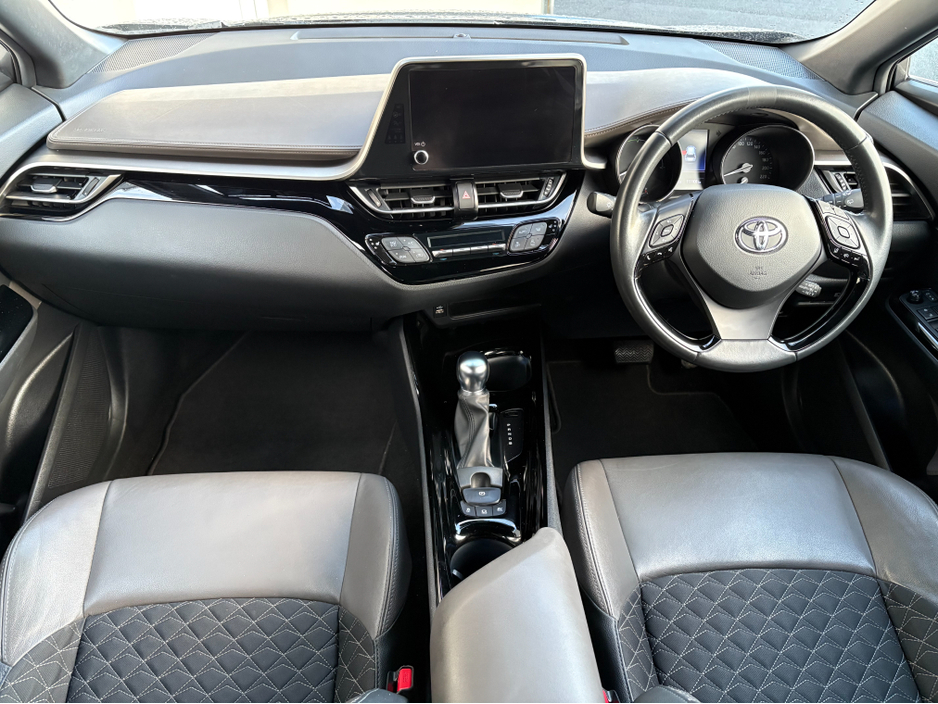 2023 Toyota C-HR HYBRID SOL 4DR AUTO €23,950