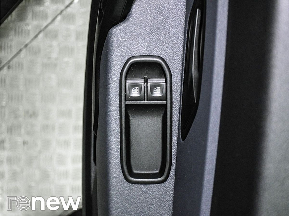 2020 Dacia Duster Blue dCi 115 Essential €13,400