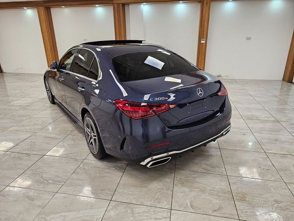2025 Mercedes-Benz C Class BLUE WITH CREAM // PREMIUM C300E €62,950