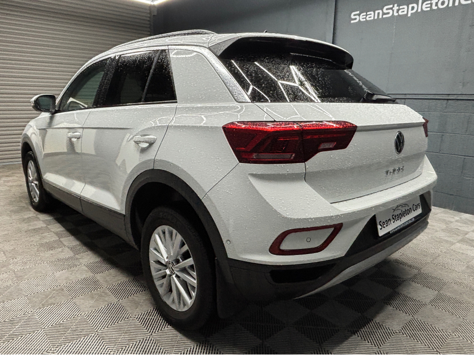 2024 Volkswagen T-Roc LIFE 2.0 TDI MANUAL 6SPEED FWD 116HP 5 €29,950