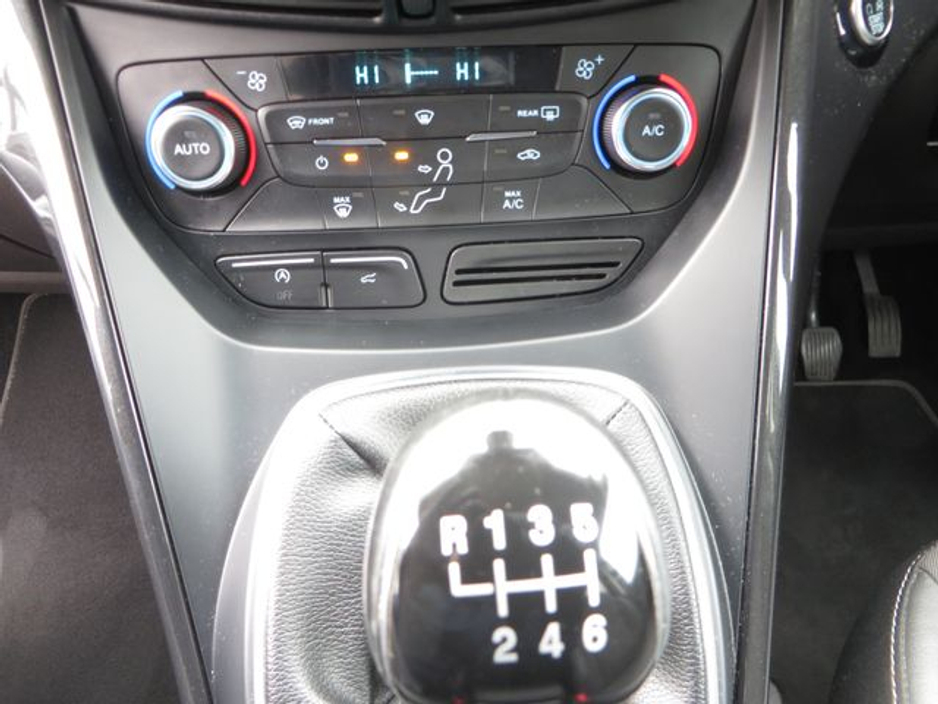 2019 Ford Kuga Titan 1.5 TDCI , 4 Seater Crew Cab €14,950