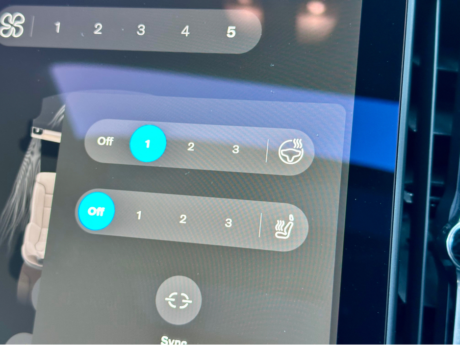 2025 Volvo XC90 + T8 PHEV AWD AUTO PLUS €78,950