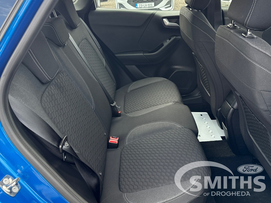 2024 Ford Puma - image 7