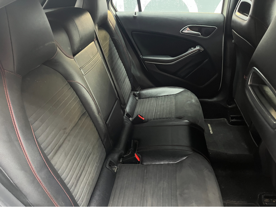 2015 Mercedes-Benz A Class - image 10