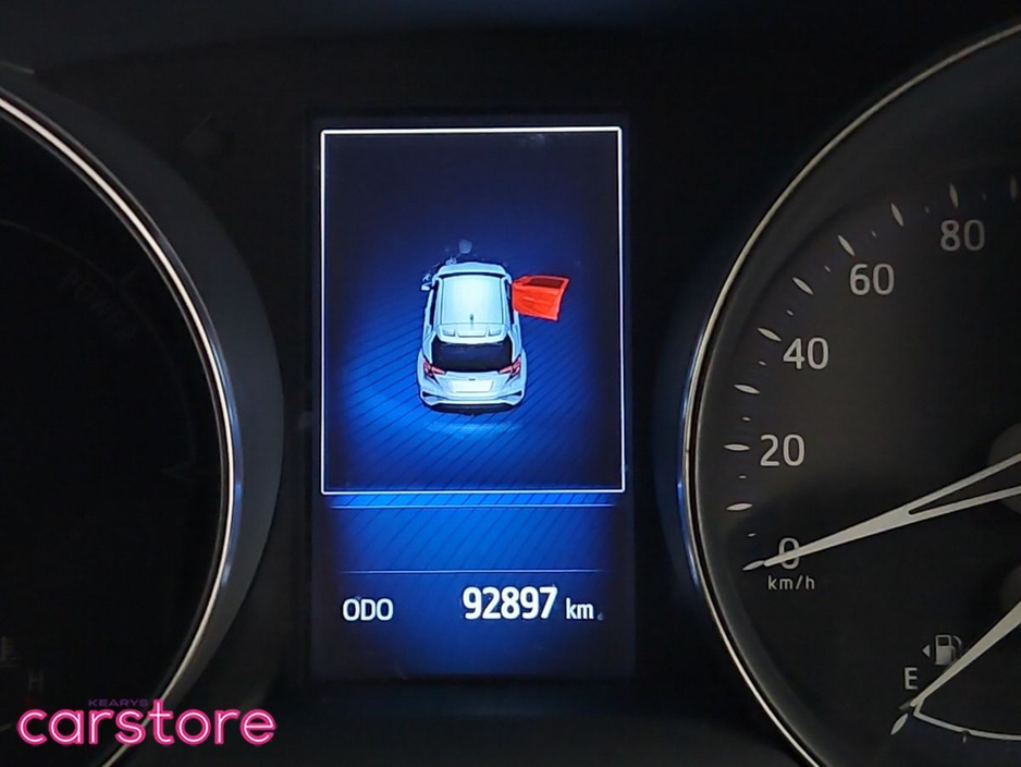 2018 Toyota C-HR - image 21