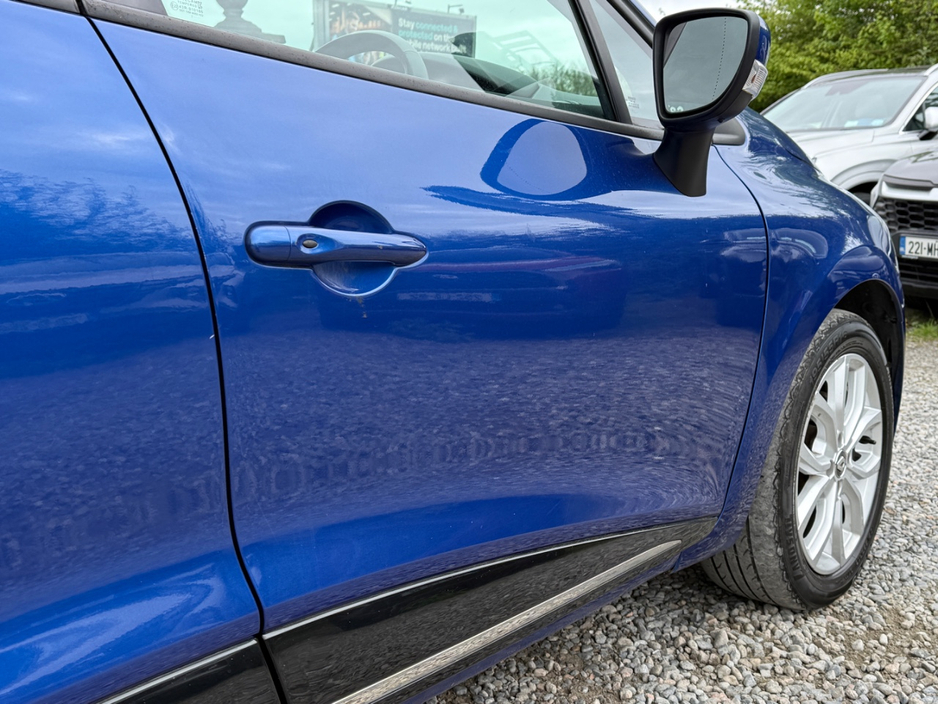 2018 Renault Clio - image 11