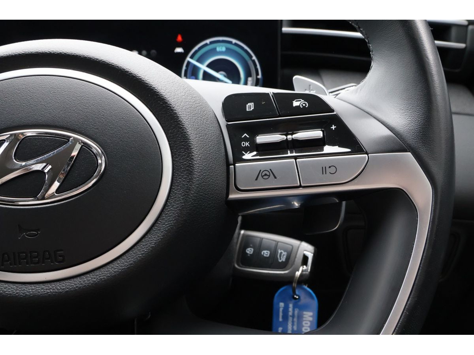 2022 Hyundai Tucson - image 9