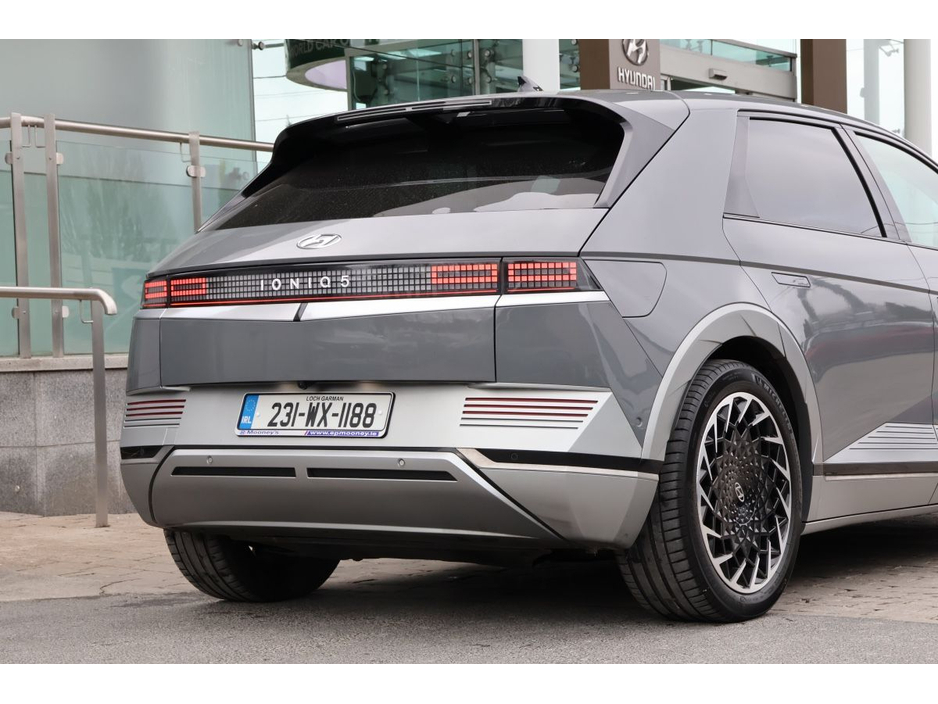 2023 Hyundai Ioniq 5 - image 5