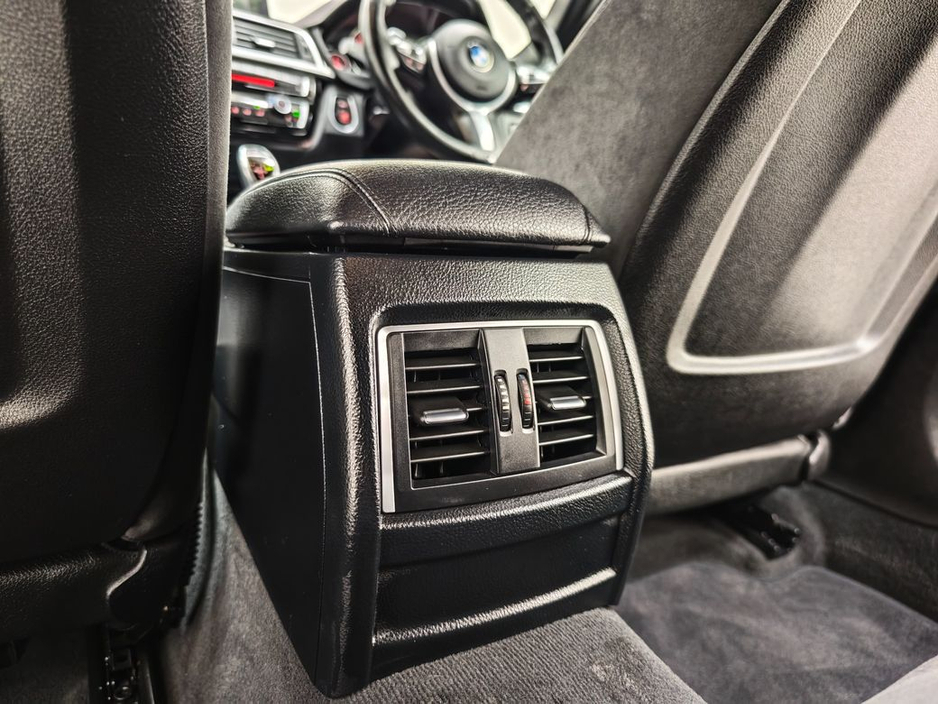 2018 BMW 3 Series 320 D TOURING M-SPORT Automatic, Reversing camera €19,995