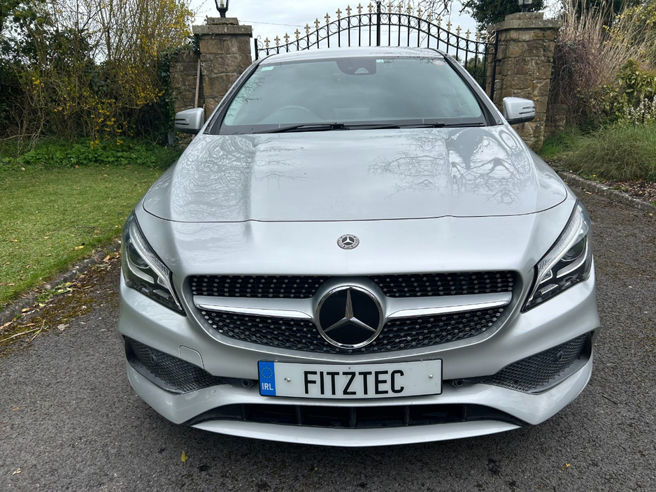 2018 Mercedes-Benz 180 - image 2