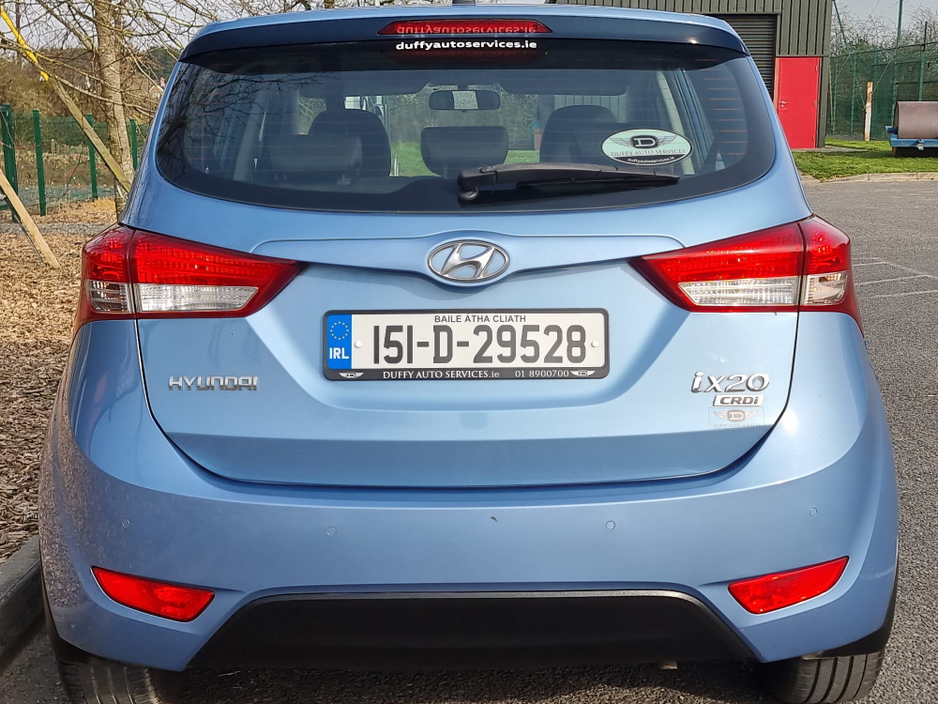 2015 Hyundai ix20 - image 4