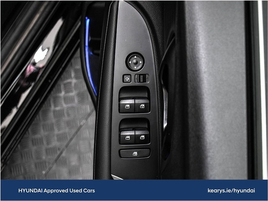 2025 Hyundai i20 - image 17