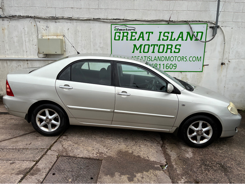 2005 Toyota Corolla - image 5