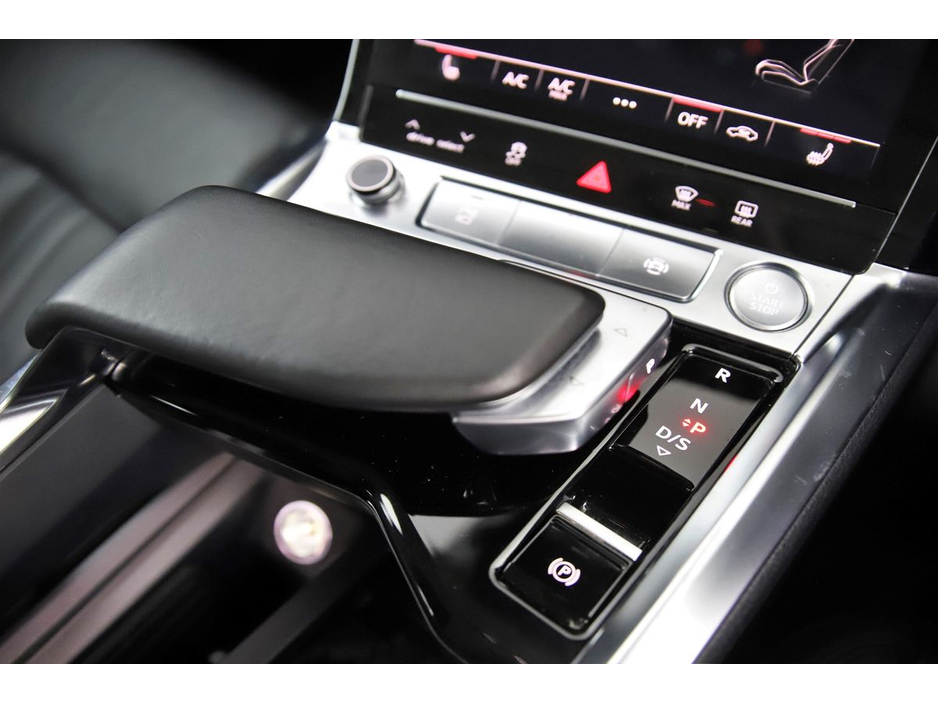 2020 Audi e-tron - image 22