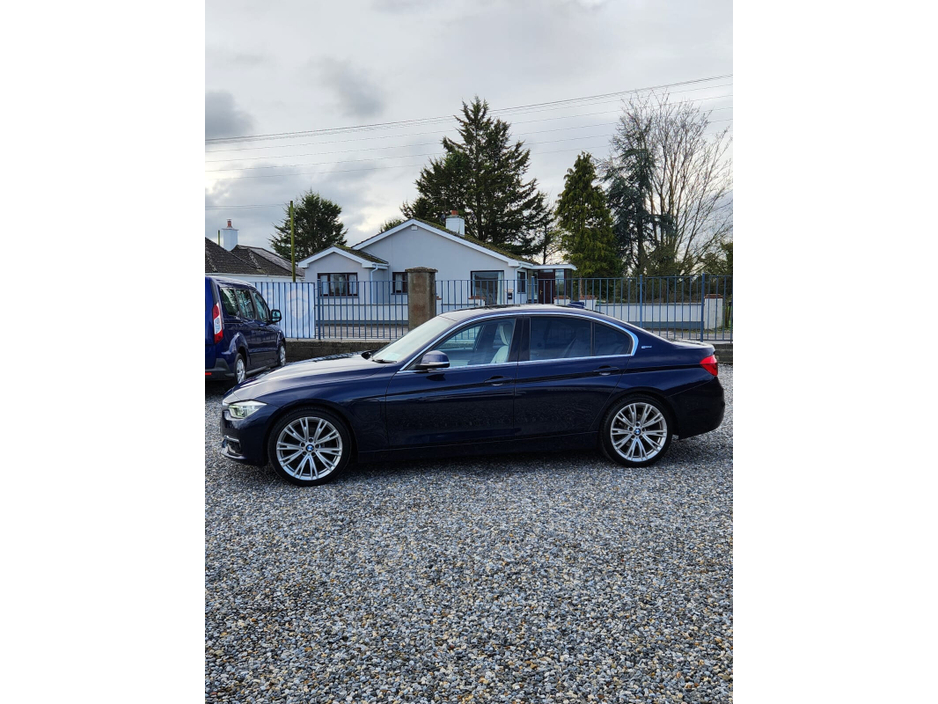 2017 BMW 3 Series 330e SE €17,950