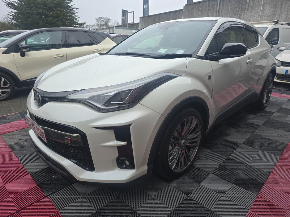 2020 Toyota C-HR - image 5