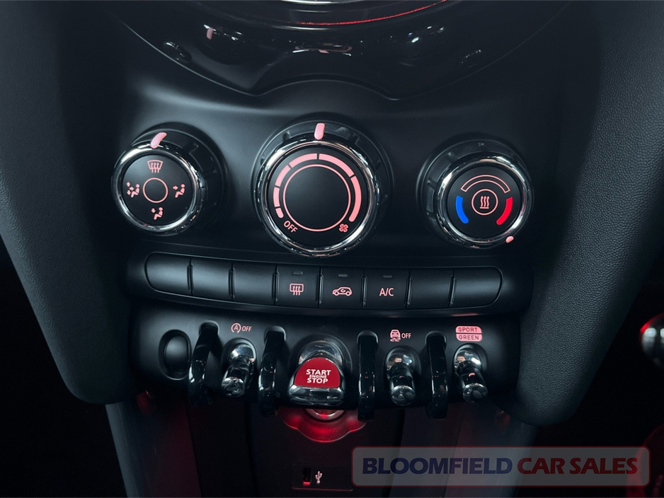 2021 MINI Cooper HIGH SPEC , AUTO // LOW MILEAGE €25,950