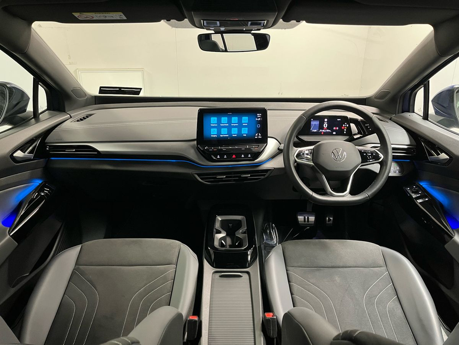 2024 Volkswagen ID.4 Life DX 77kWh 174BHP - Reversing Camera - Ambient Lighting - Sat Nav - Climate Control - Heated Seats - Keyless Start - Apple CarPlay/Android Auto €32,950