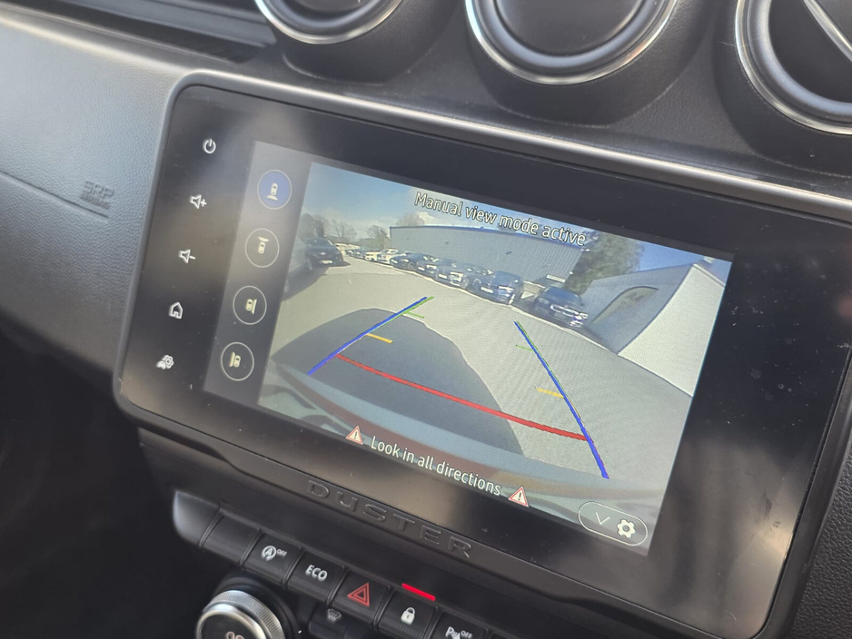 2022 Dacia Duster - image 17