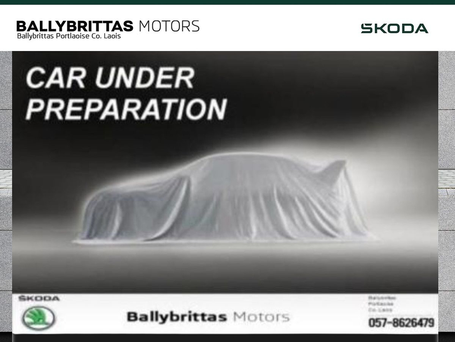 2018 Skoda Superb - image 3