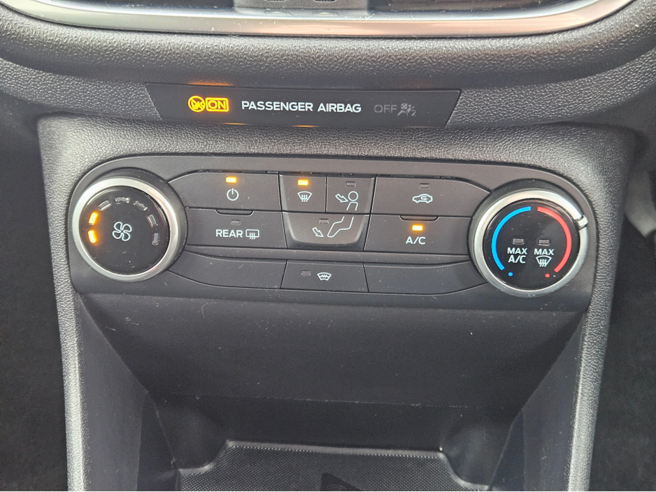 2021 Ford Fiesta 1.1 CONNECTED 5DR €16,950