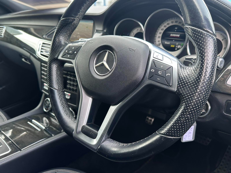 2013 Mercedes-Benz CLS Class - image 17