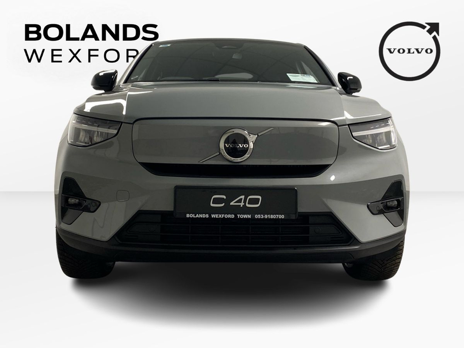 2026 Volvo EC40 - image 4