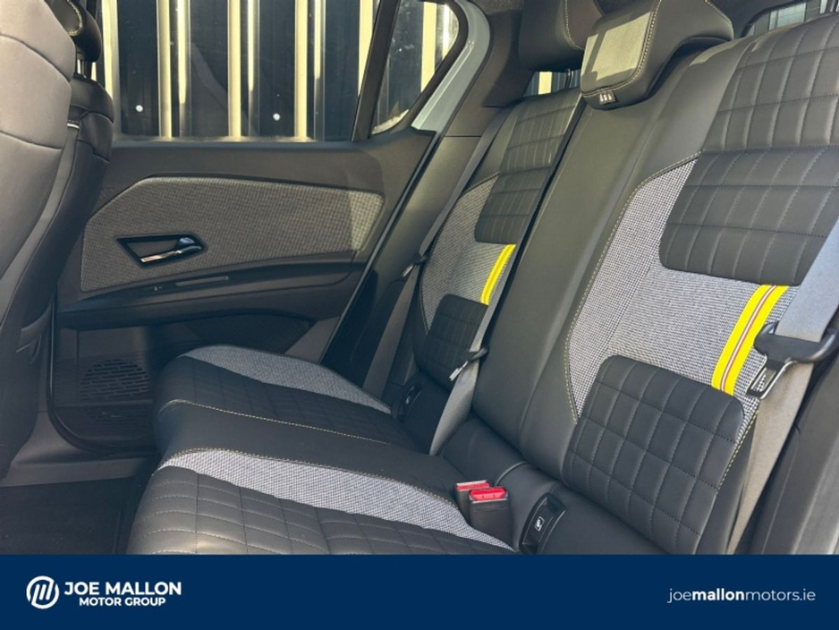 2025 Renault 4 - image 10