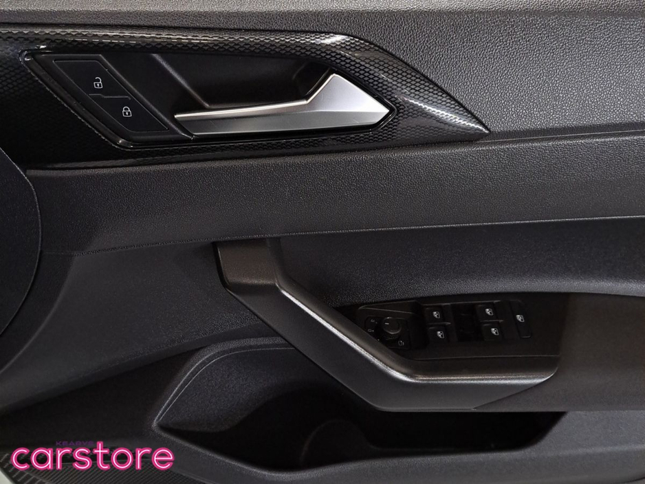 2022 Volkswagen Polo - image 17