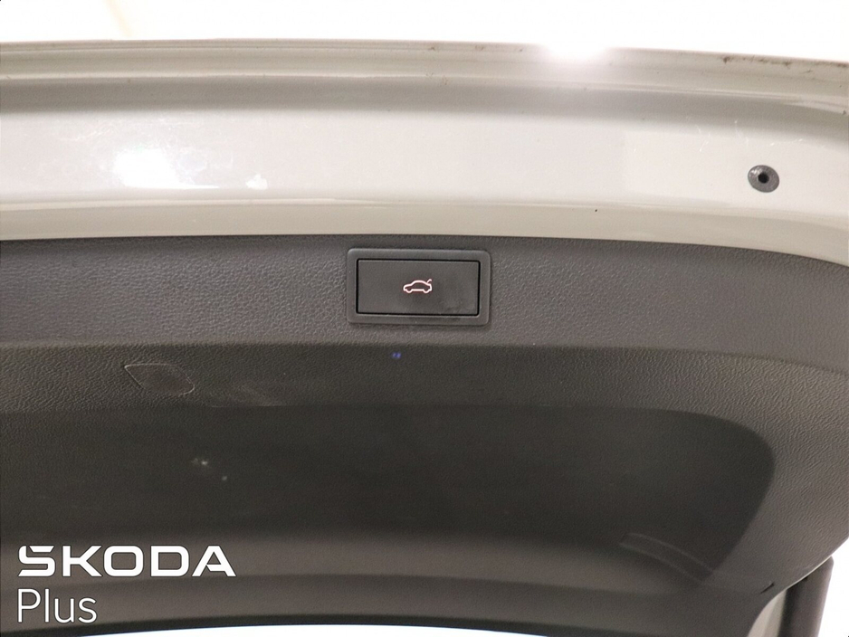 2023 Skoda Karoq 2.0TDI 115HP Sportline €35,950