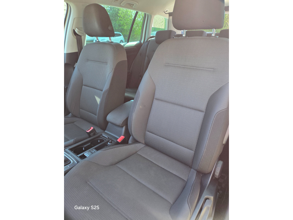 2017 Volkswagen Golf - image 22