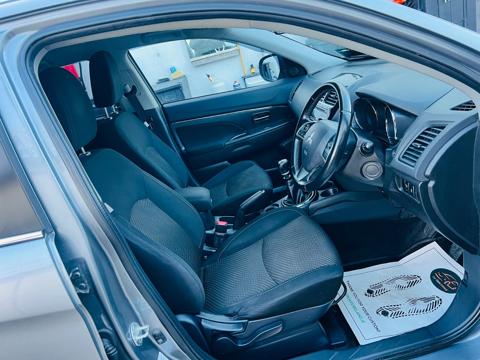 2015 Mitsubishi ASX - image 11