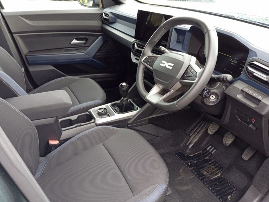 2025 Dacia Duster 4 WD Expression MHEV 140 E06X