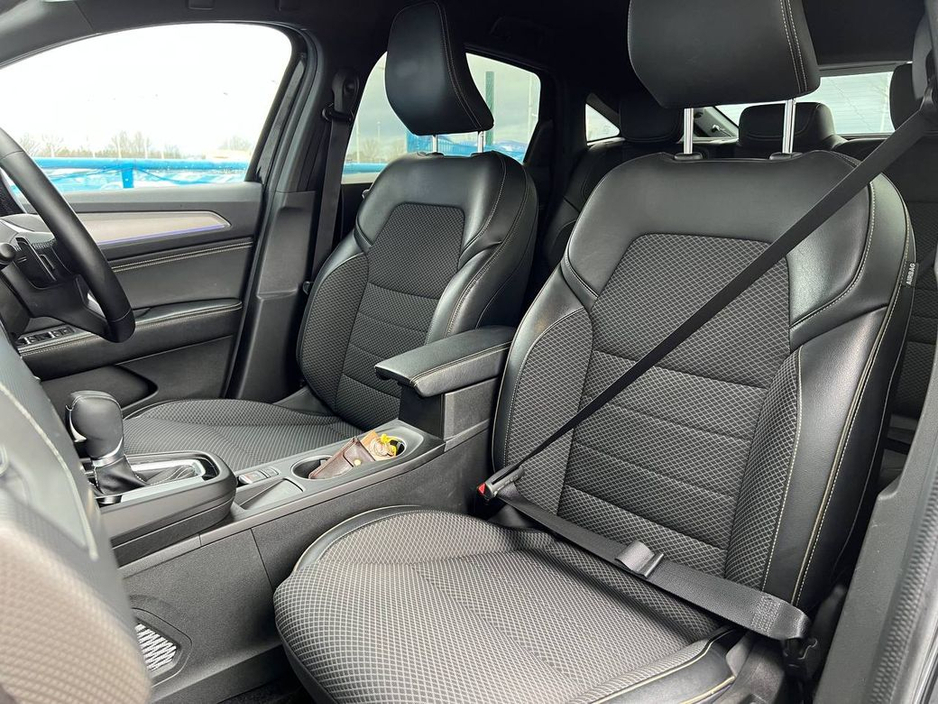 2024 Renault Arkana TECHNO 1.4 AUTO // APPLE CARPLAY/ANDROID AUTO // BLIND SPOT MONITOR // DIGITAL CLUSTER €23,950