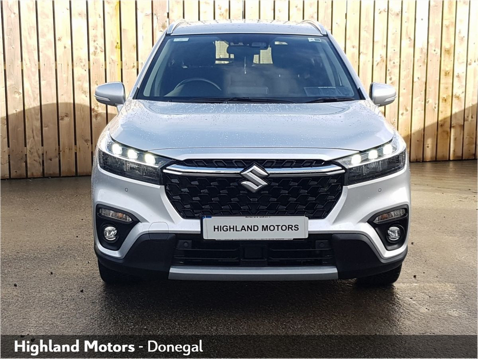 2023 Suzuki SX4 - image 9