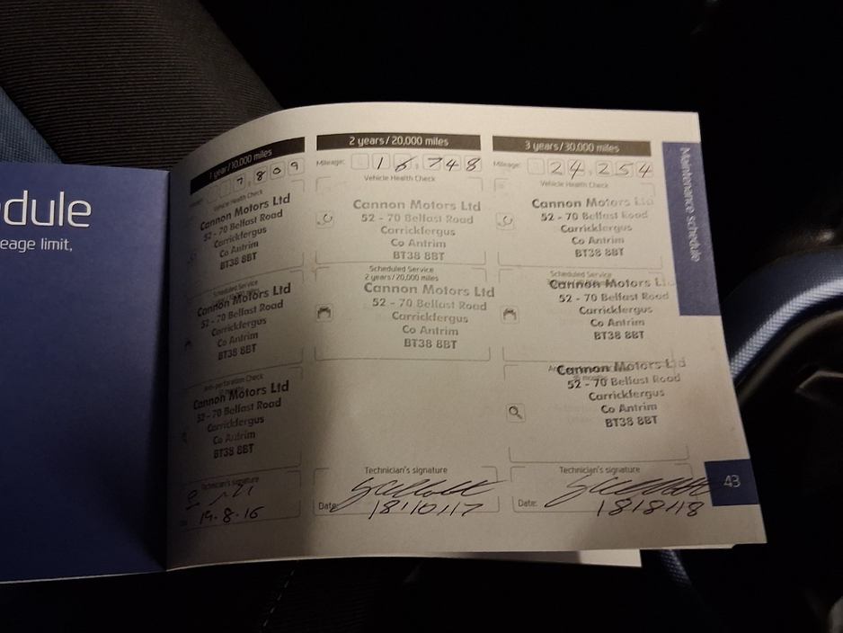 2015 Hyundai i10 - image 14