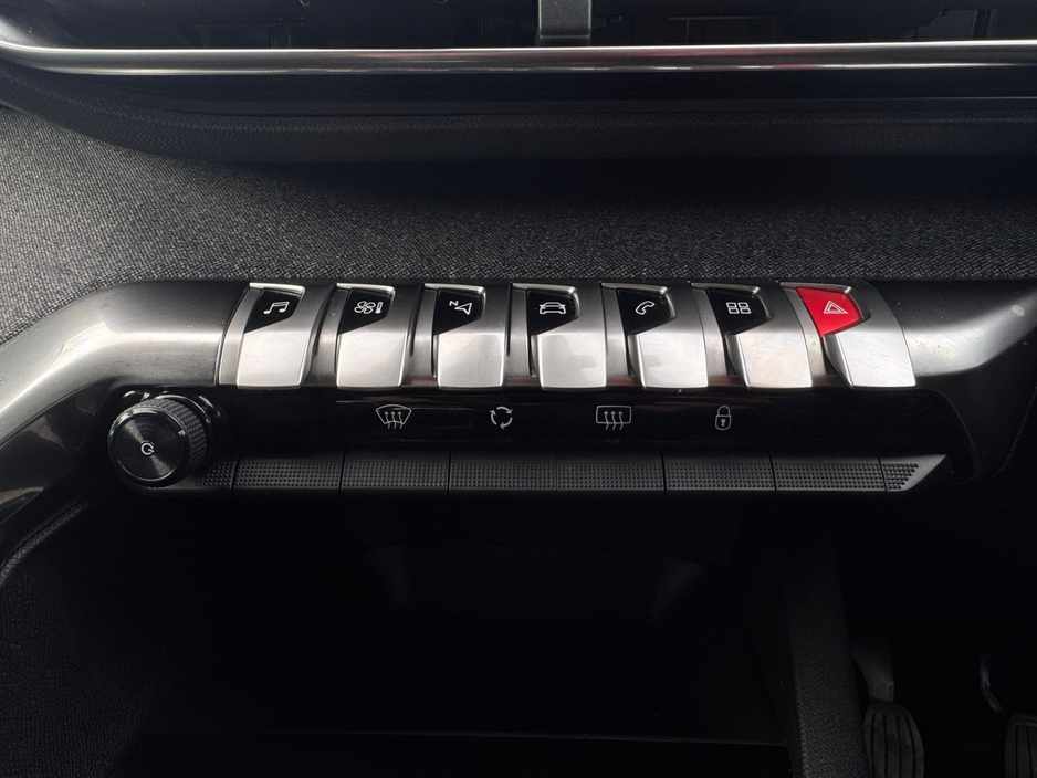 2019 Peugeot 5008 - image 23