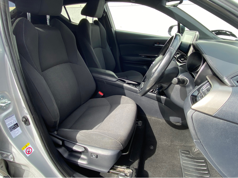 2019 Toyota C-HR - image 6