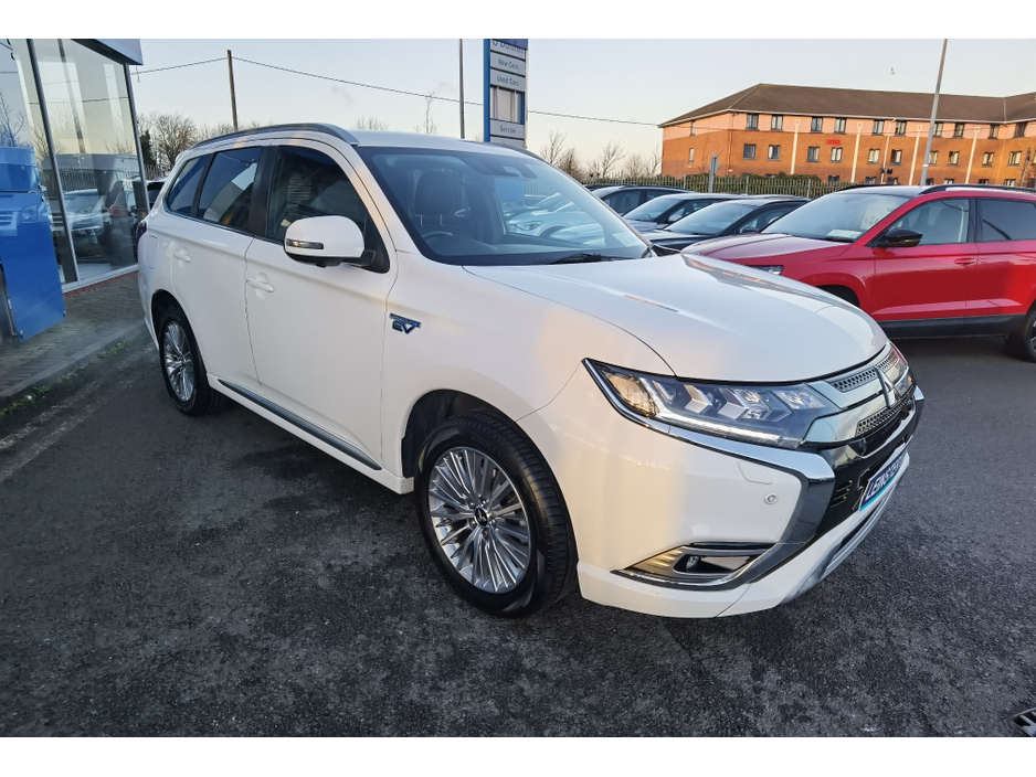 2020 Mitsubishi Outlander 2.4 EXCEED SAFETY AUTOMATIC PETROL PLUG-IN HYBRID - FINANCE AVAILABLE - CALL US TODAY ON 01 492 6566 OR 087-092 5525 €22,950